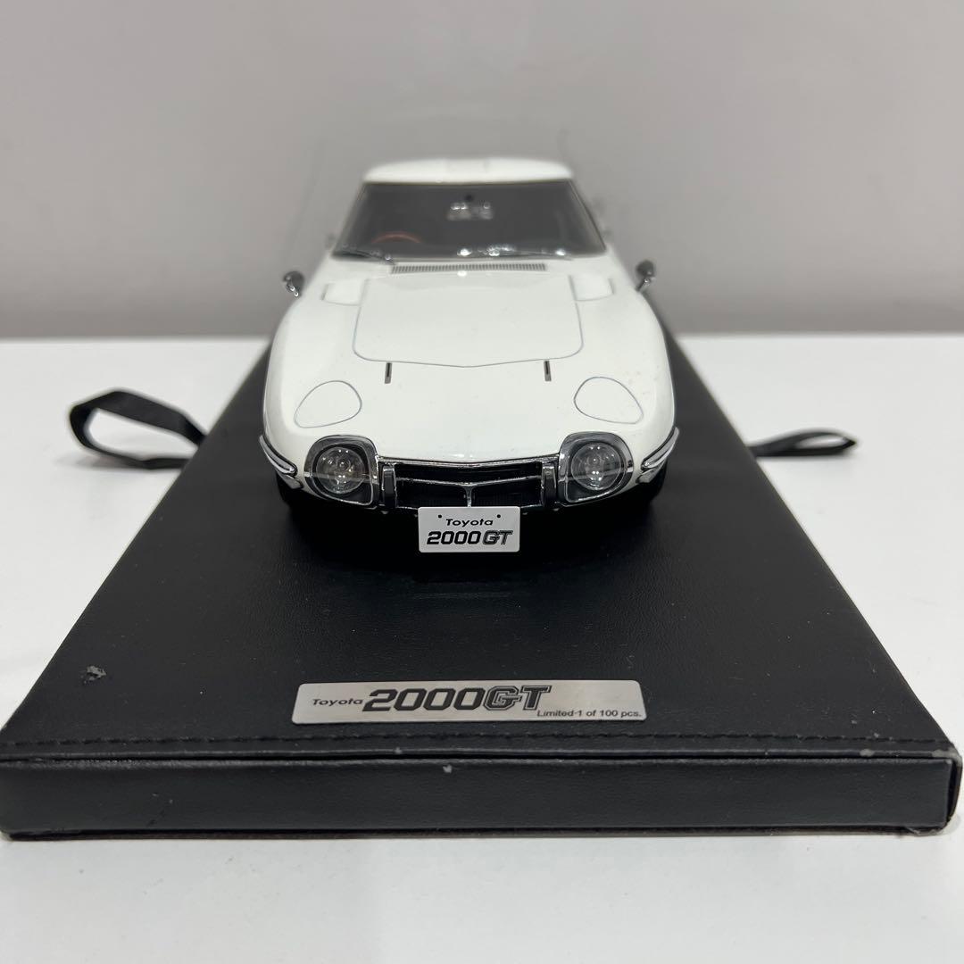 ポストホビー MARK 1/18 TOYOTA 2000GT白　限定100台