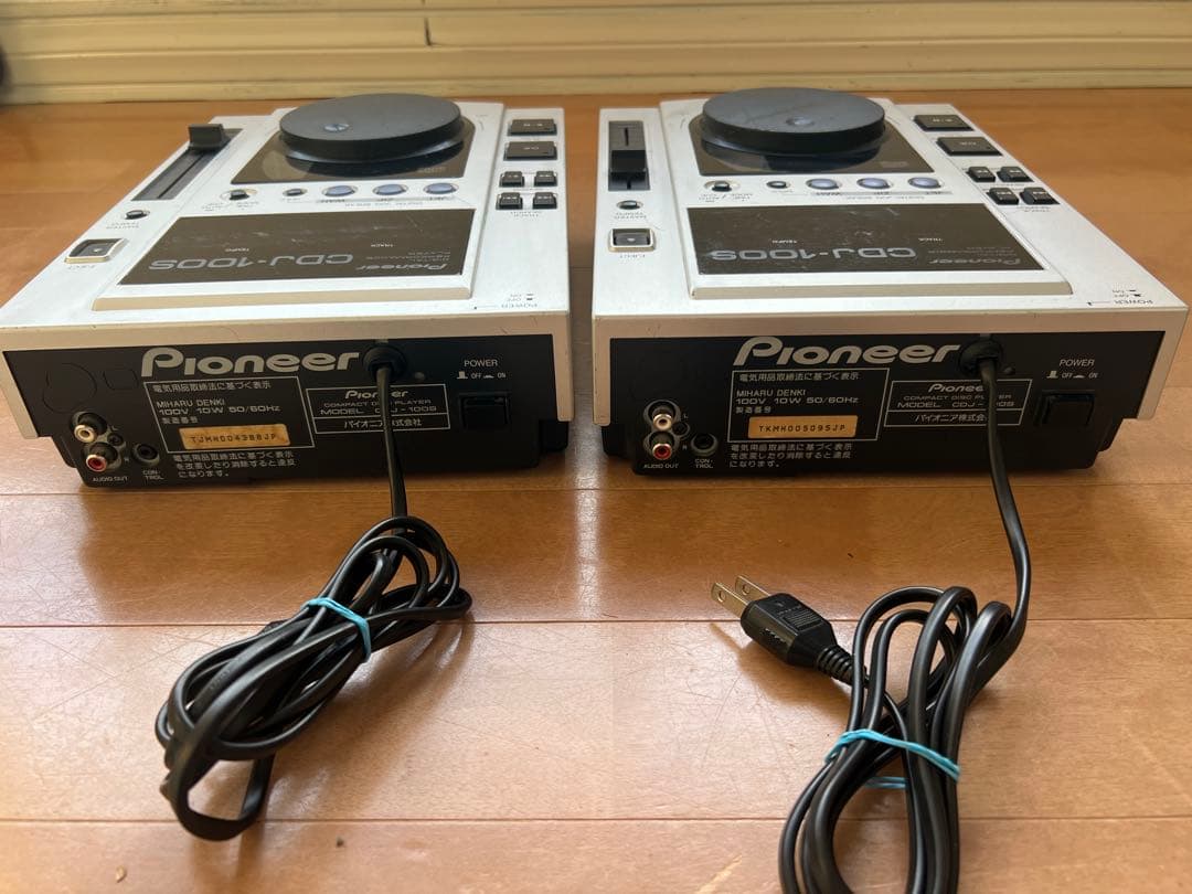 Pioneer CDJ-100S 2台