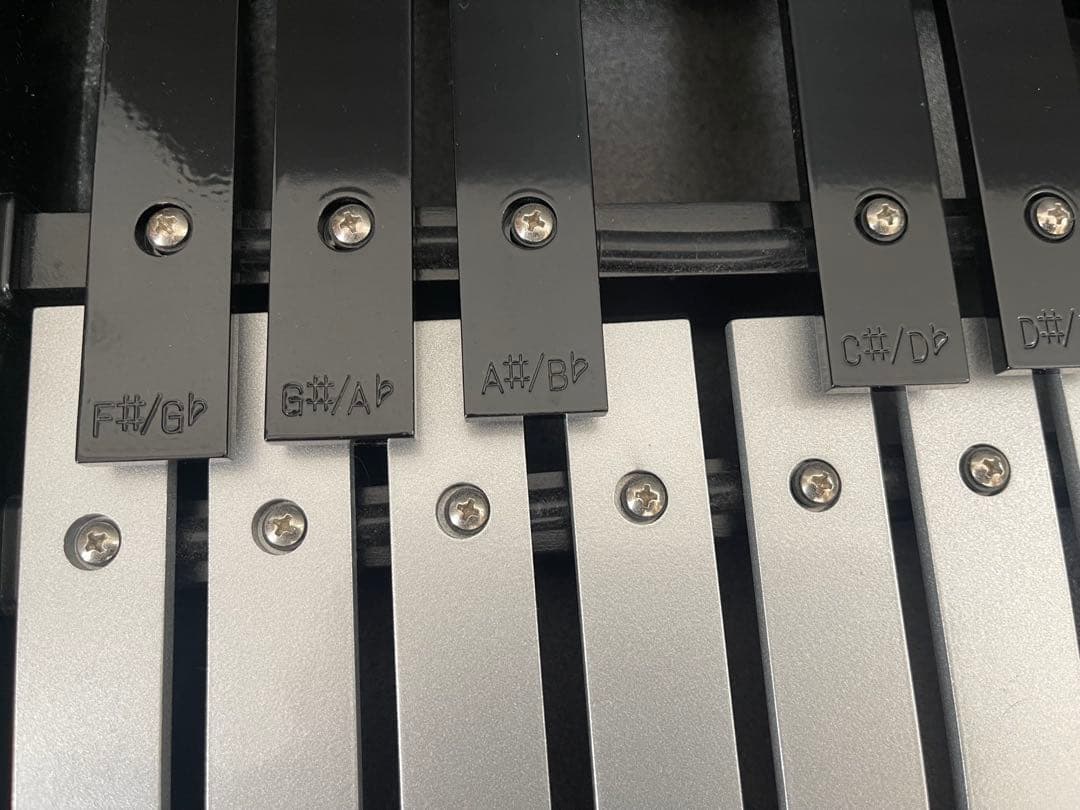 SUZUKI楽器製　鉄琴 調整可能スタンド付き