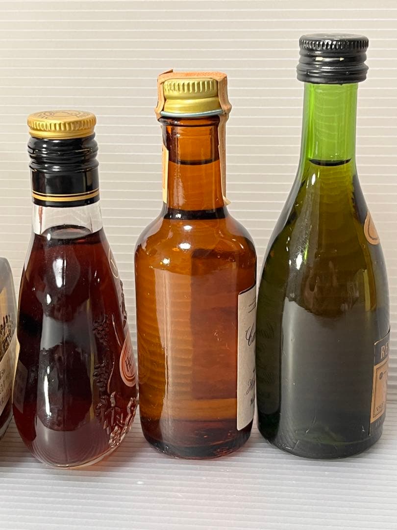 古酒/ミニチュアボトル/ウイスキー/ブランデー/コレクション