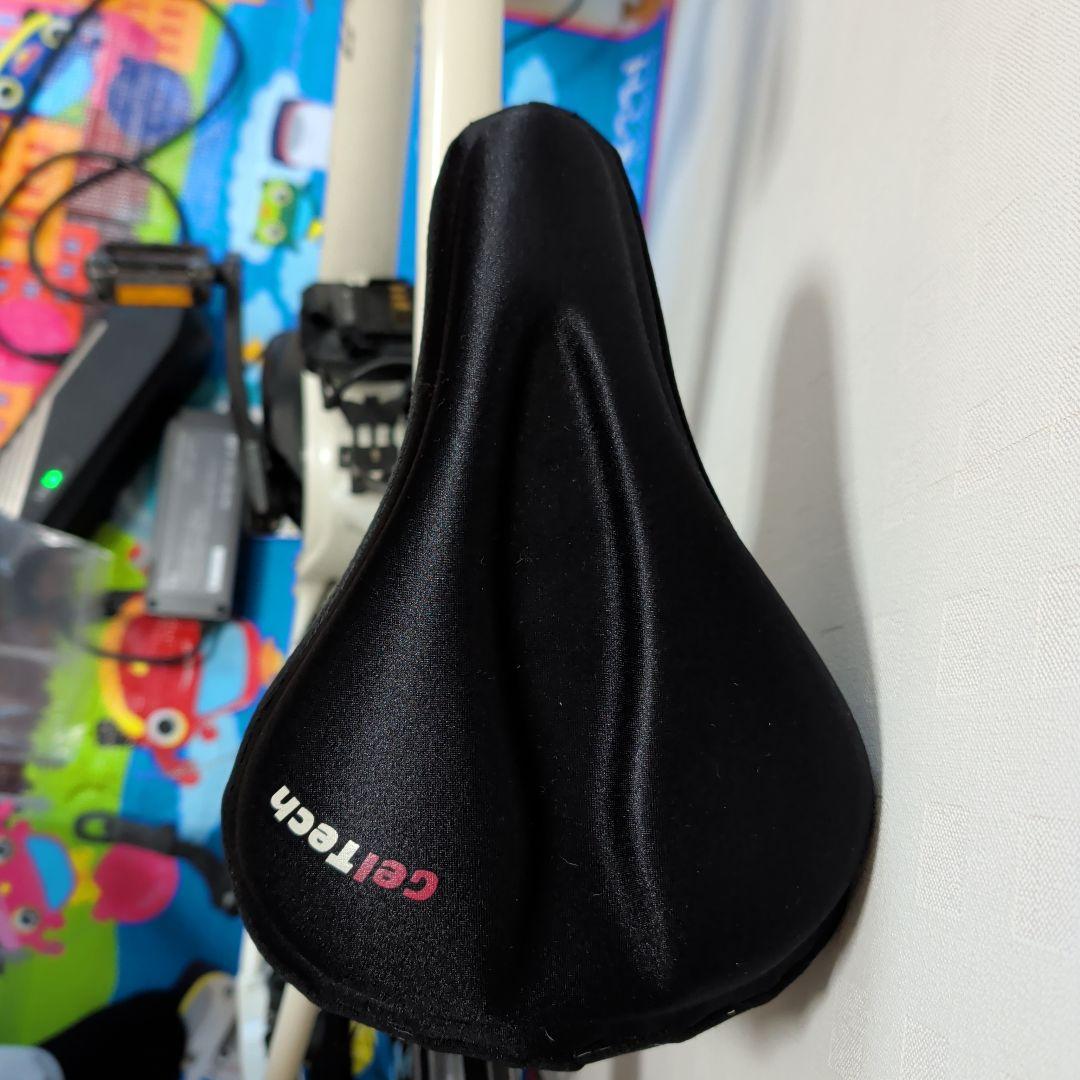 電動アシスト自転車 ホワイト 充電器付き VCR468　クルーズ　鍵 カバー付き