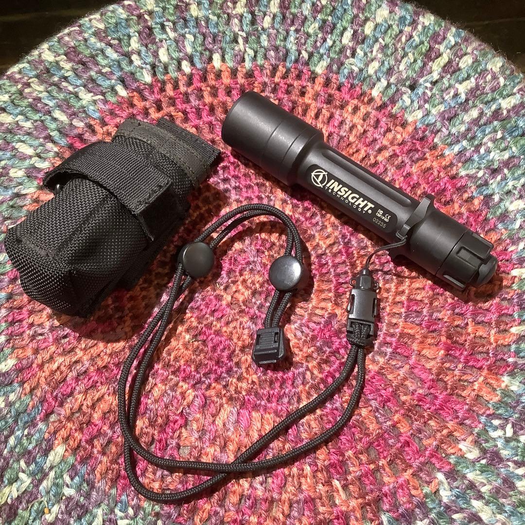 INSIGHT H2X Typhoon フラッシュライト　ポーチ付き