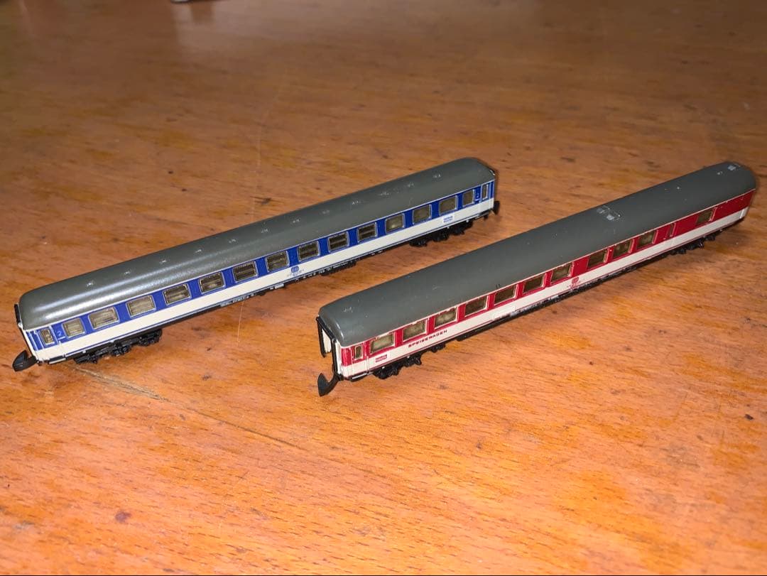 märklin mini-club Zゲージ 電気機関車と客車2両セット