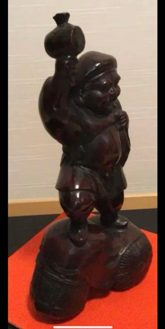 大黒さん大きくて、重たいです。