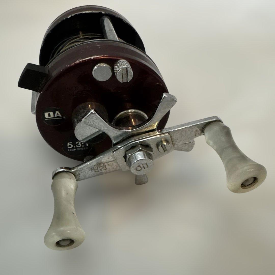 ABU アブアンバサダー1500Cバーガンディー5.3:1希少色