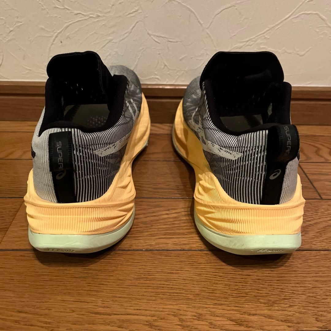 アシックス　スーパーブラスト(25.5cm)