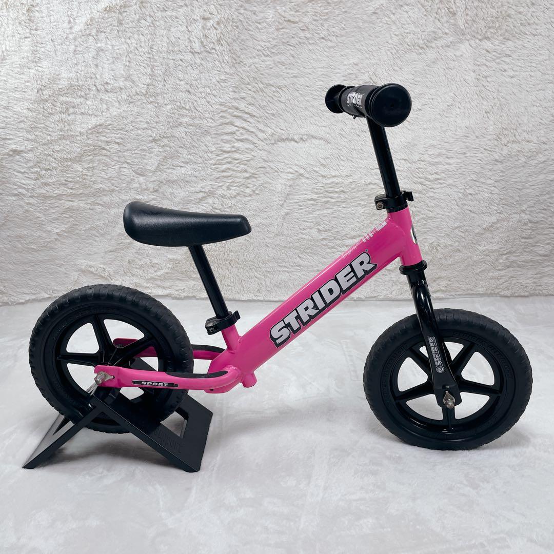 ✨美品✨　STRIDER 12インチ SPORT 大人気色　ピンク　スタンド付