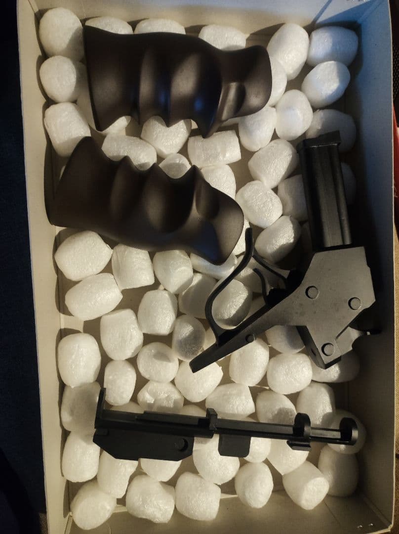 大日本技研トンプソン・コンテンダー　fate ガレージキット