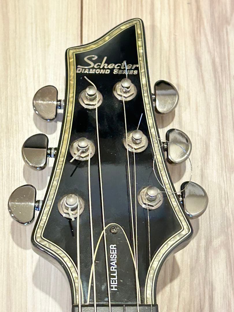 シェクター　ヘルレイザー EMG搭載