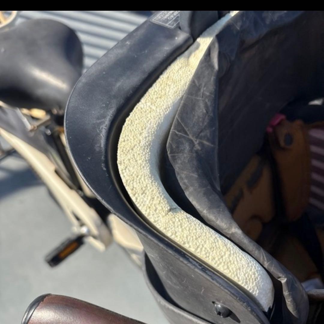 電動アシスト自転車 チャイルドシート付き 充電器あり　後輪タイヤパンク