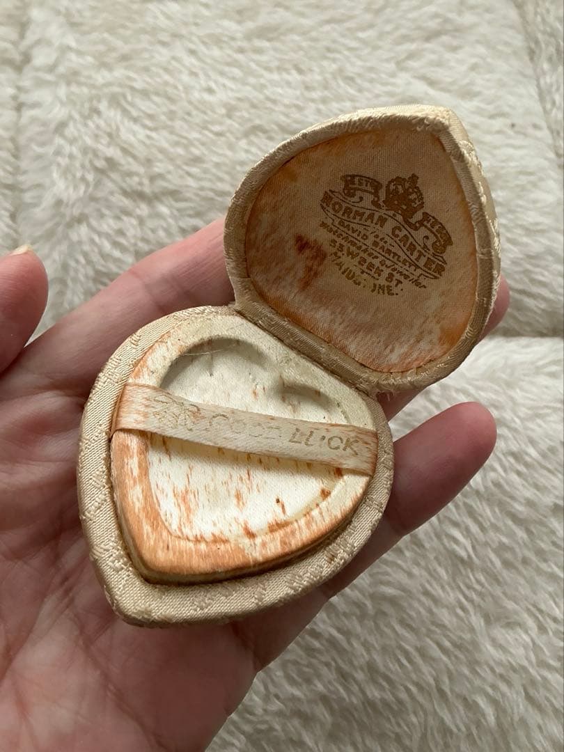 アンティークジュエリーケースNORMAN CARTER ハート型ケース