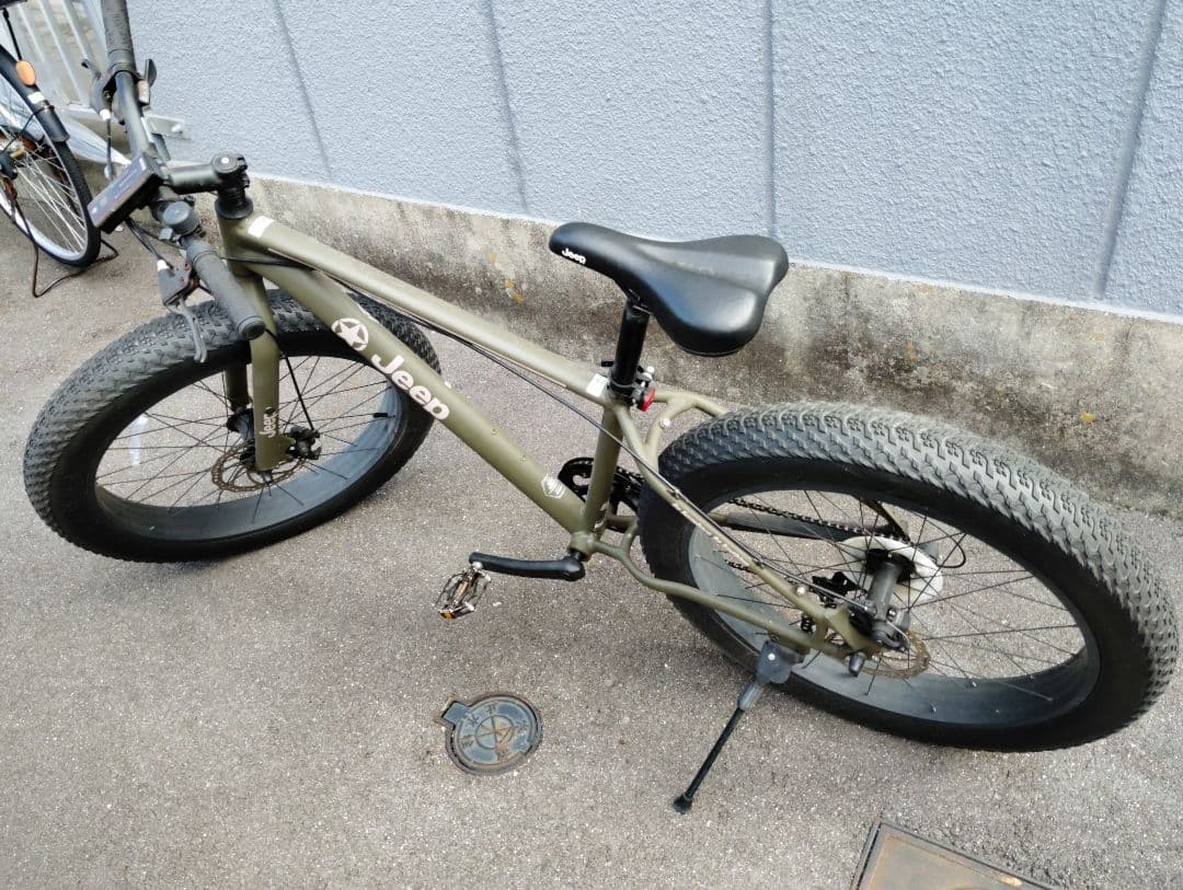 Jeep ファットバイク オリーブグリーン　26インチ