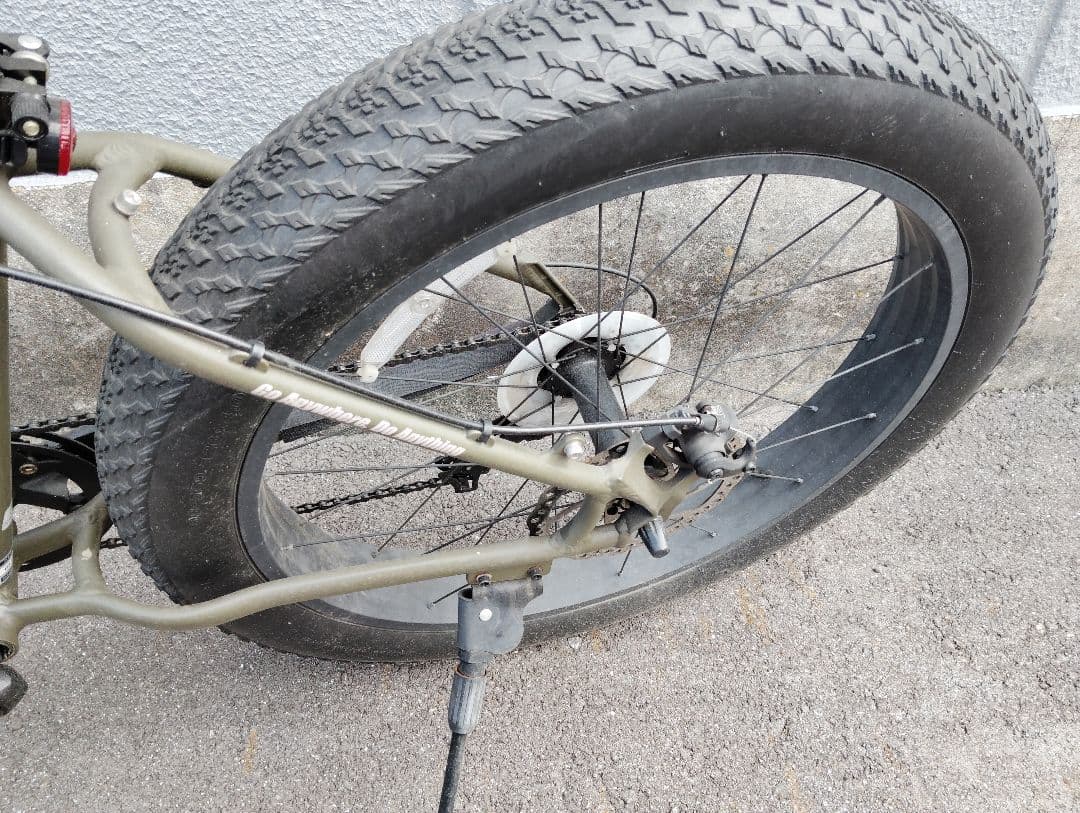 Jeep ファットバイク オリーブグリーン　26インチ