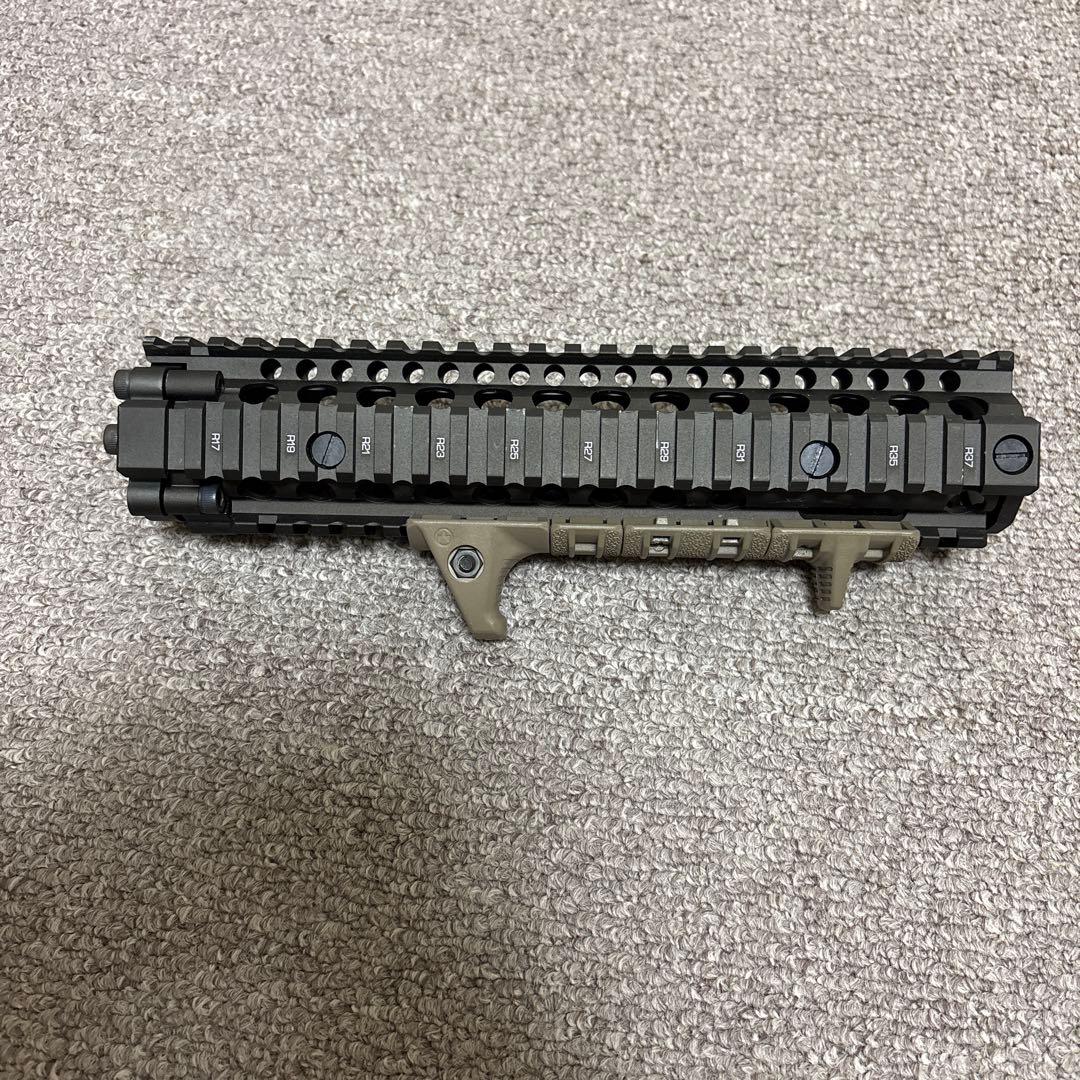 GHK M4/M16系トイガン ハンドガード ブラック/マグプル実物付属