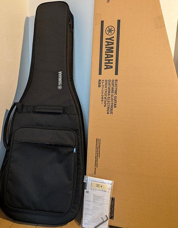 YAMAHA REVSTAR RSS20 BL スタンダード ブラック 超美品