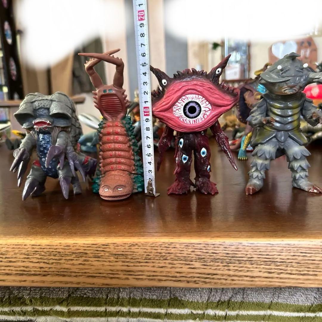 ウルトラマン　ソフビ　怪獣　まとめ売り
