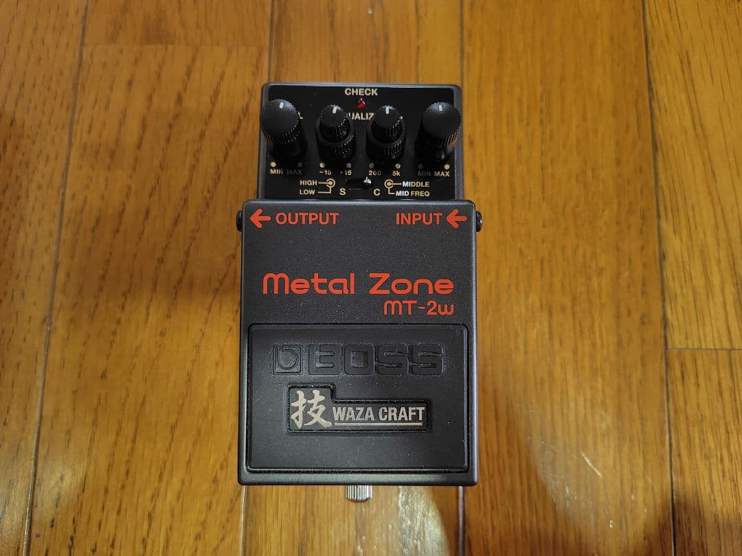 BOSS MT-2w l Zone ギターエフェクター