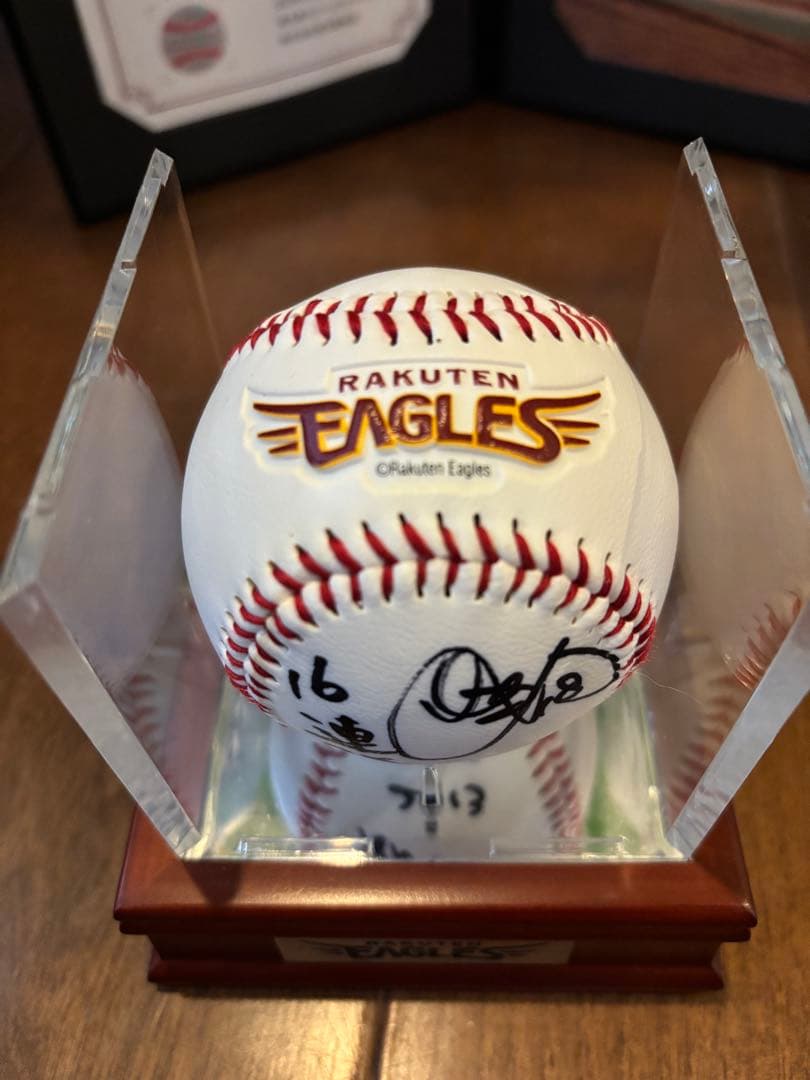 【球団公式】田中将大　開幕16連勝達成記念 直筆サインボール　球団公式証明書付