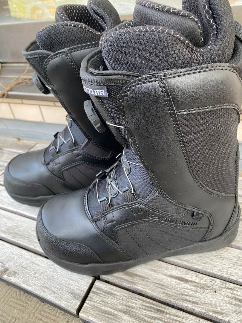 ZUMA スノーボードブーツ BOAシステム　24cm ユニセックス