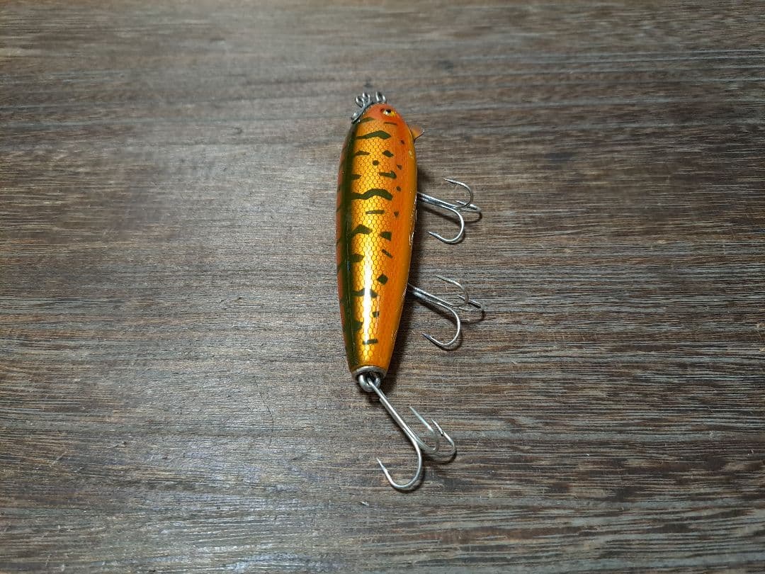 道楽　DOWLUCK　ドウラク　ドライビングミノー　14KCD