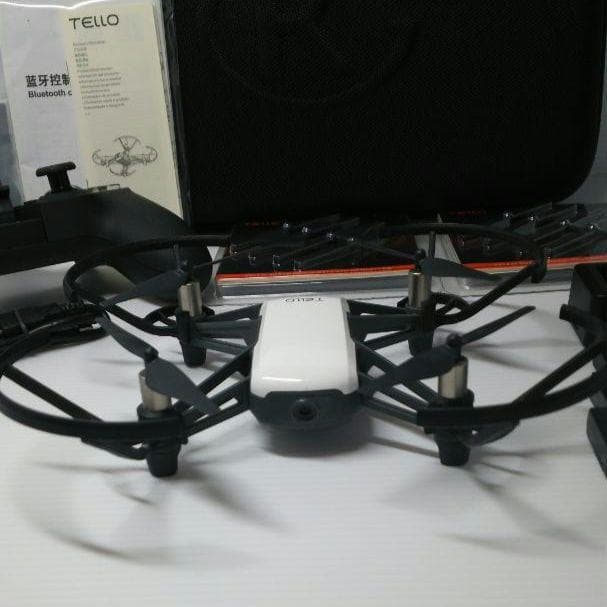 ドローン DJI Tello & 送信機 フルセット