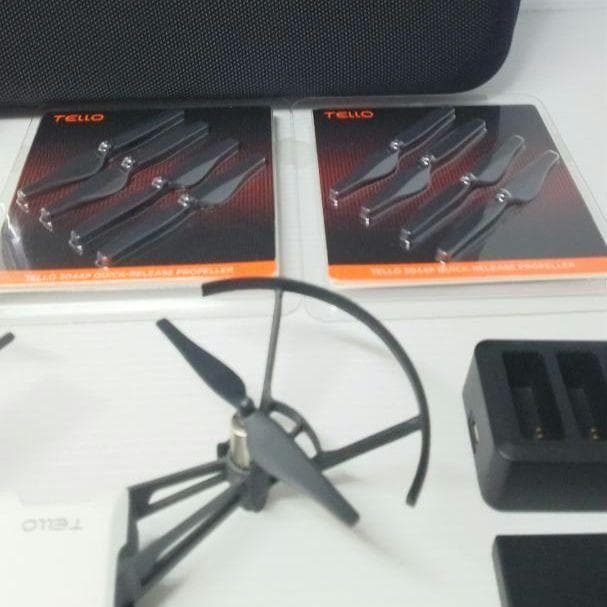 ドローン DJI Tello & 送信機 フルセット