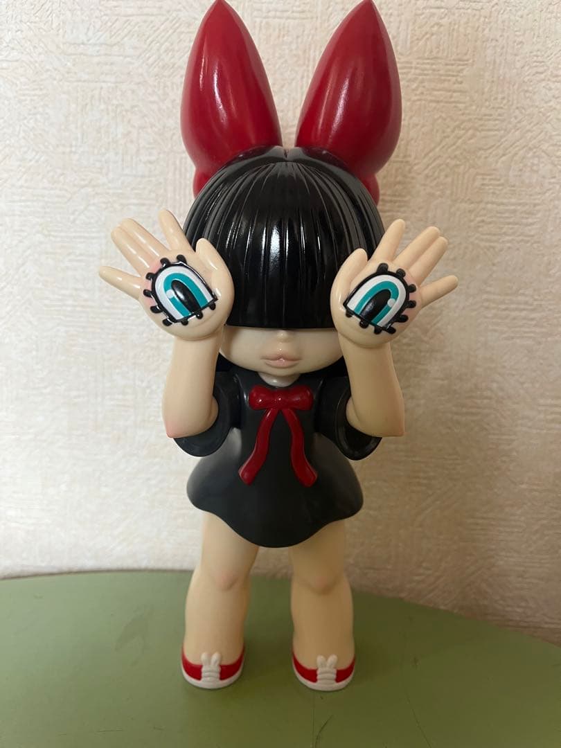 Grape Brain マッシモ！ 手の目少女 にぎるちゃん 1stカラー