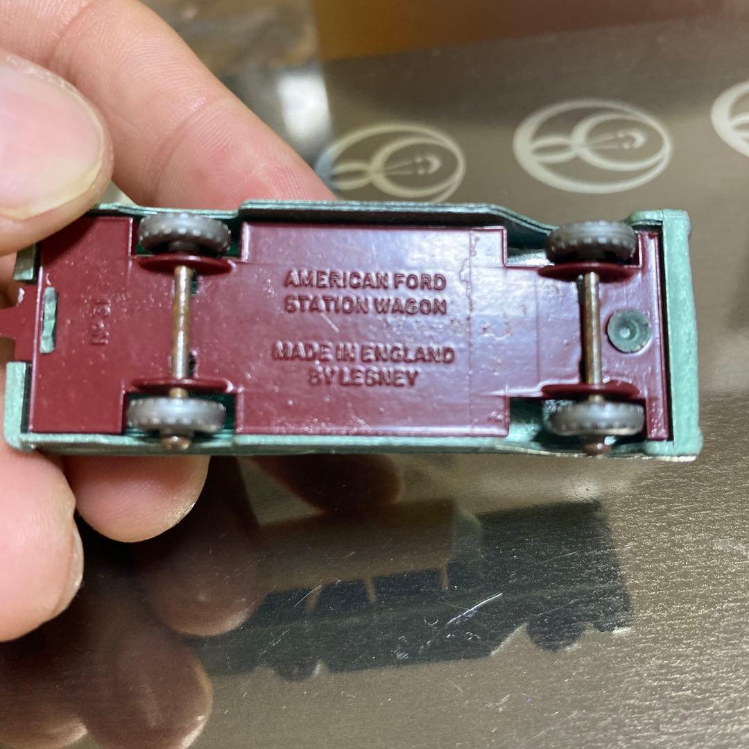 マッチボックス　ミニカー