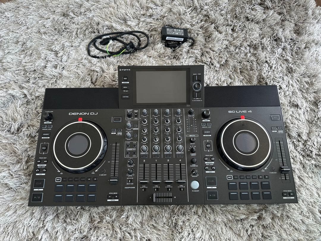【超美品・新品同様】DENON DJ SC LIVE 4
