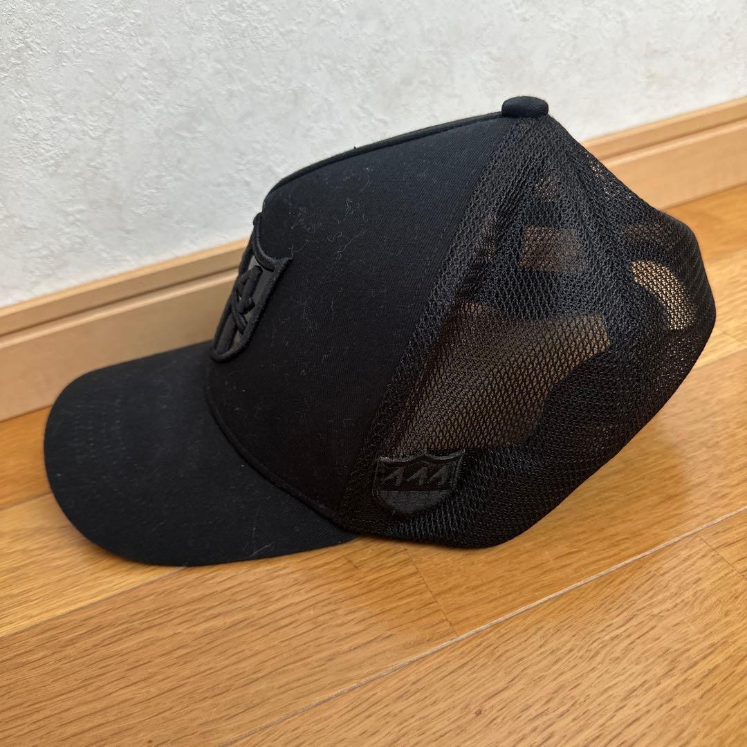 ヨシノリコタケ　ブラックライン　バーニーズ　キャップ