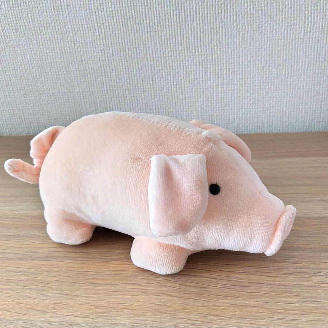 ロッタちゃん　ブタのバムセのぬいぐるみ