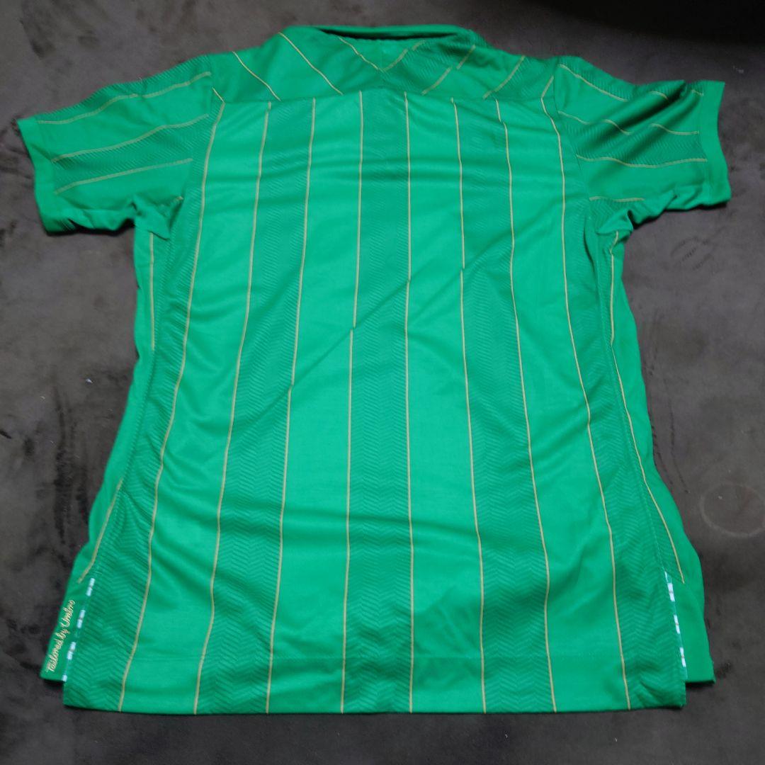【未着用品、公式、タグ付き】アイルランド代表　サッカーユニフォーム