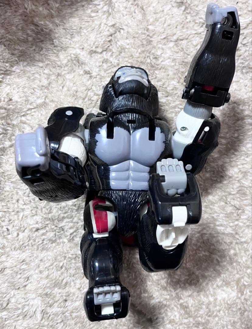 ビーストウォーズ　コンボイ（ゴリラ）4体セット