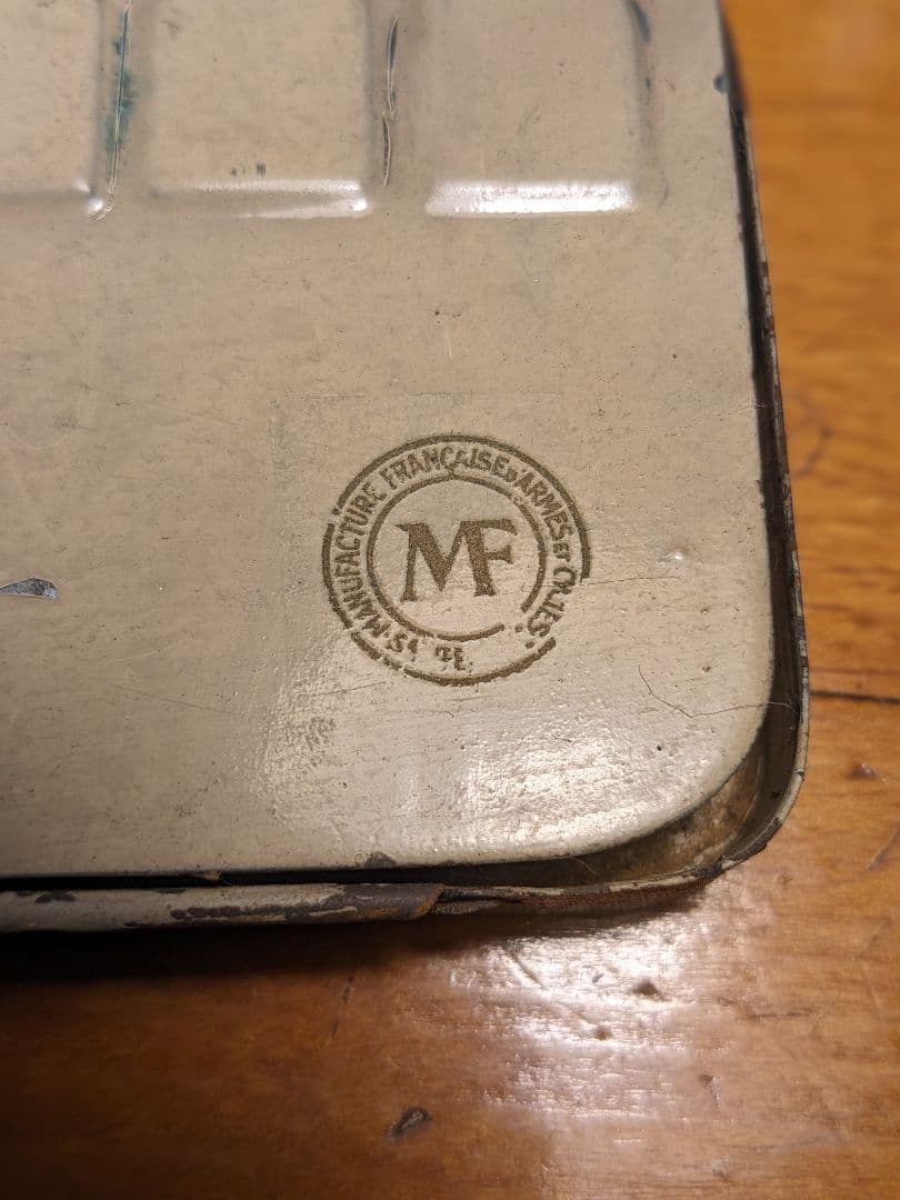 値引OK　フランスアンティーク　水彩絵具パレット 金属製　この良さが分かる貴方へ