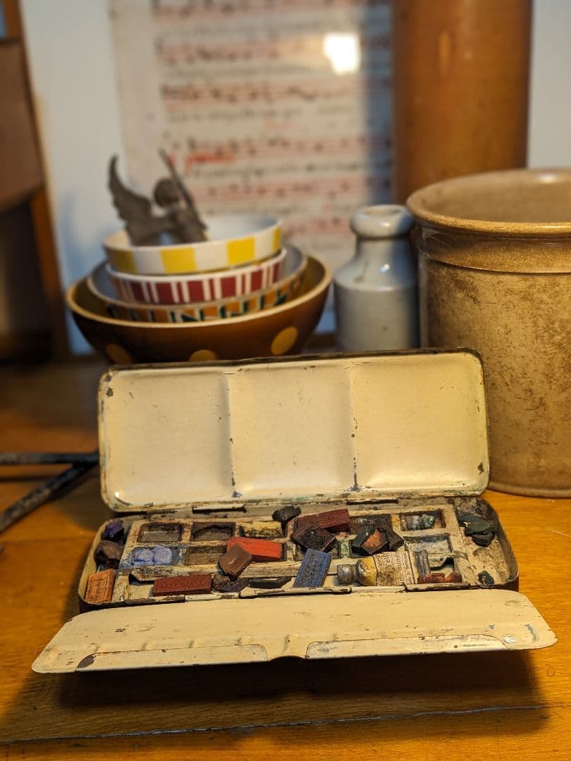 値引OK　フランスアンティーク　水彩絵具パレット 金属製　この良さが分かる貴方へ