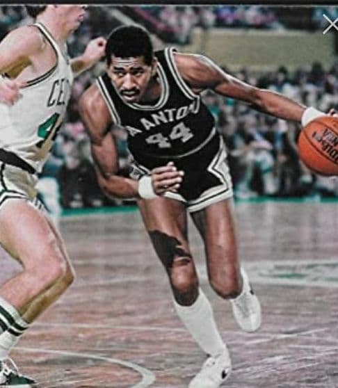 NBA ジョージ・ガービン フィギュア