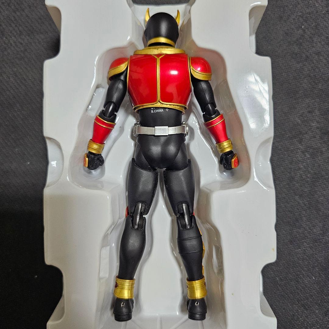 仮面ライダークウガ S.H.Figuarts 真骨彫セット
