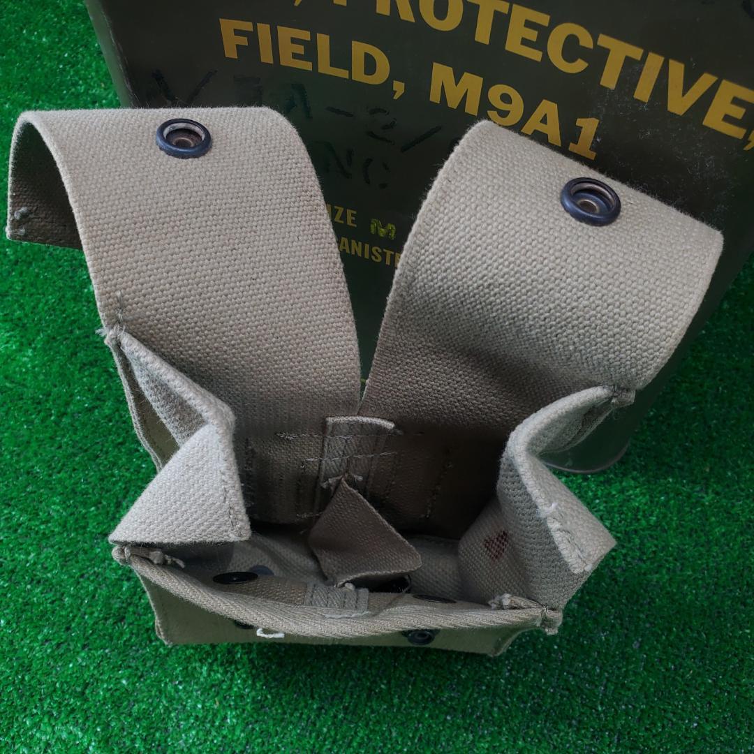 ミリタリー放出品 3点 M9A1 ガスマスク缶 水筒 マガジンポーチ