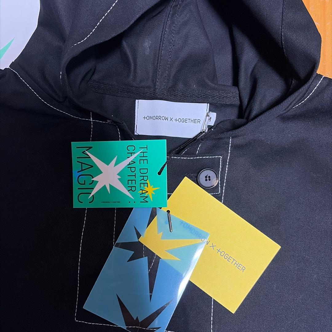 TOMORROW X TOGETHER フード付きシャツ