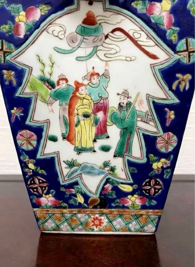 中国 粉彩 色絵 花鳥人物図 双耳四方瓶 古玩 古美術