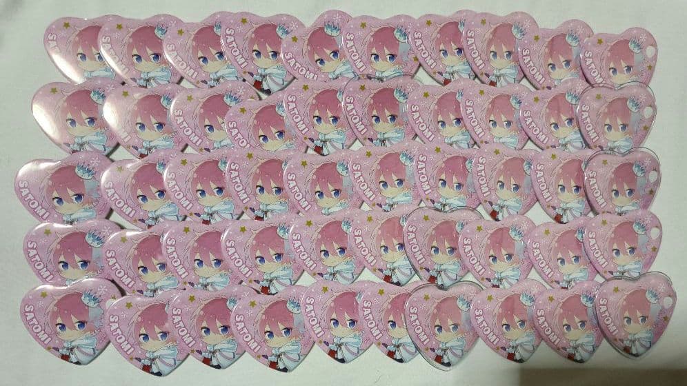 すとぷり　さとみ　ハートの缶バッチ　2022 winter クリスマス　デフォ