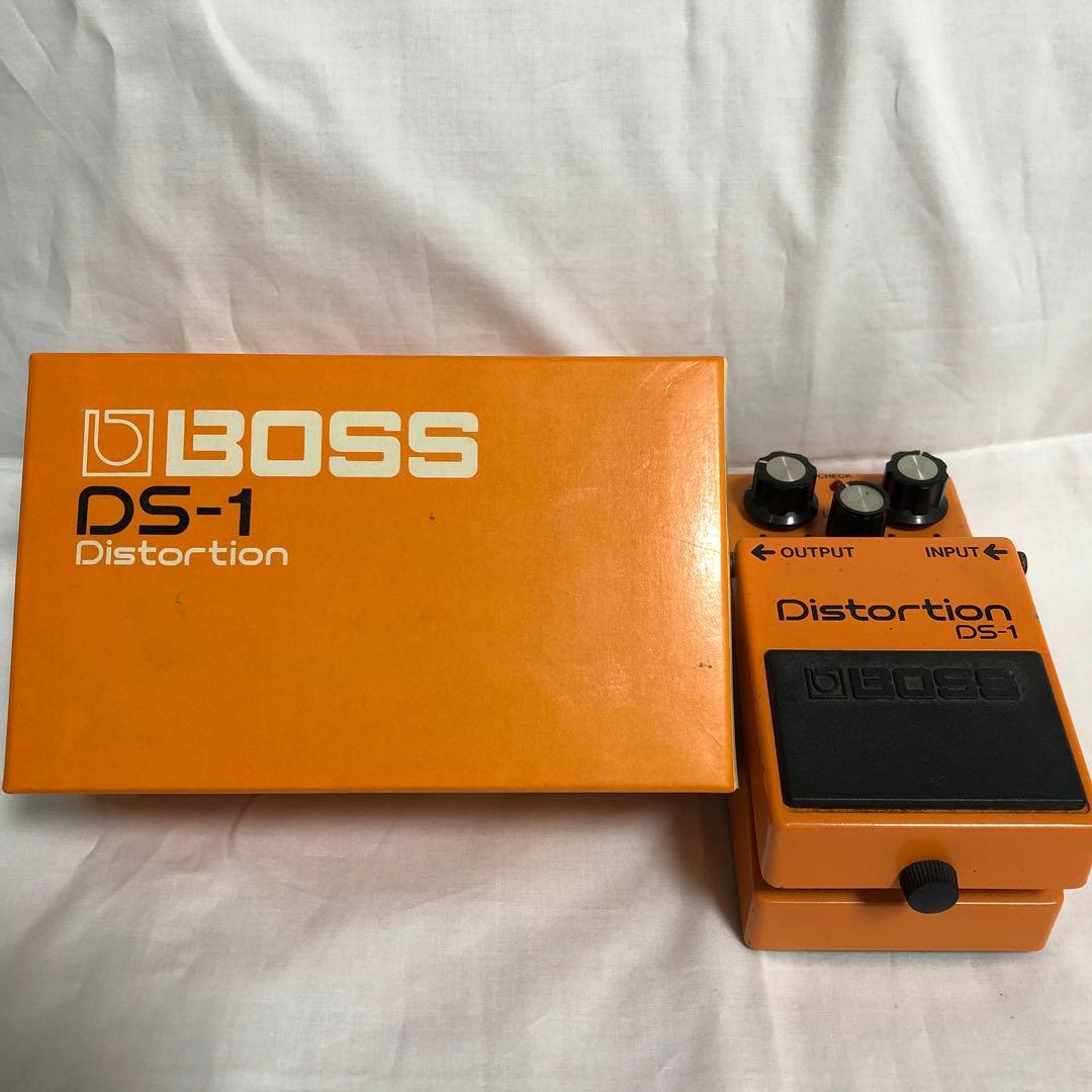 BOSS DS-1 ディストーション　エフェクター