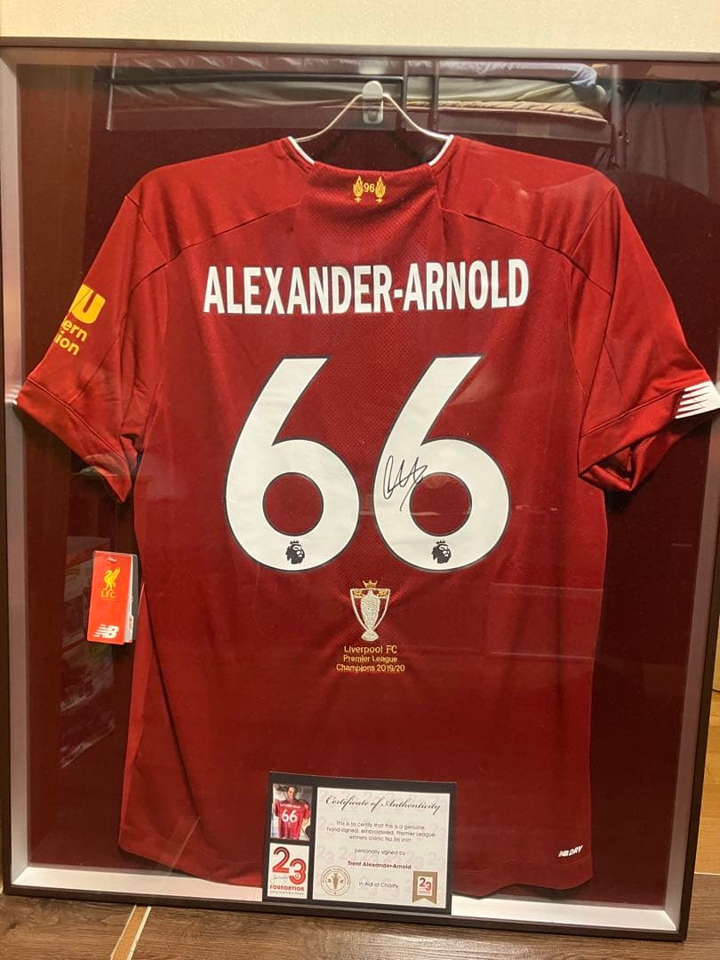 リバプール　アーノルド　ユニフォーム　サイン入り