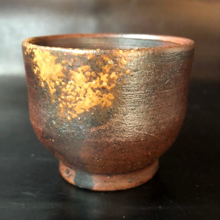 遺品整理◼️蔵から出て来た、かなり可愛いお猪口、ぐい飲みです。古美術品