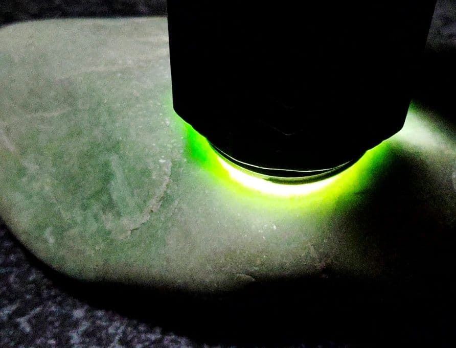 ★翡翠原石★糸魚川硬玉【上質海石・269ｇ】