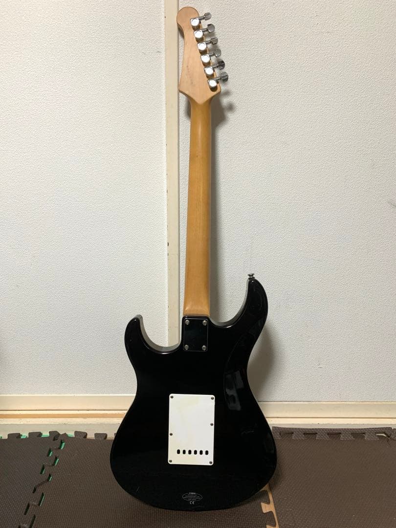 ヤマハ YAMAHA Pacifica パシフィカ 黒 PAC012