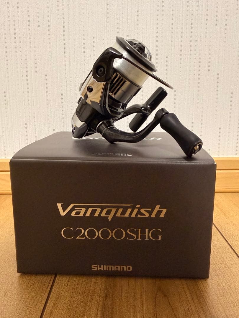 SHIMANO Vanquish C2000SHG スピニングリール