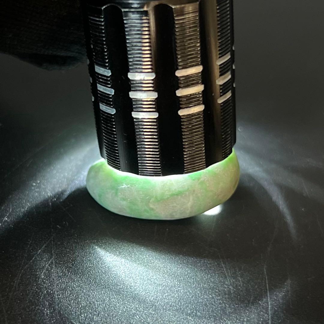 極上 縄文時代 本翡翠（硬玉） 勾玉 奈良県伝承出土 玉擦れ痕あり 古代装身具