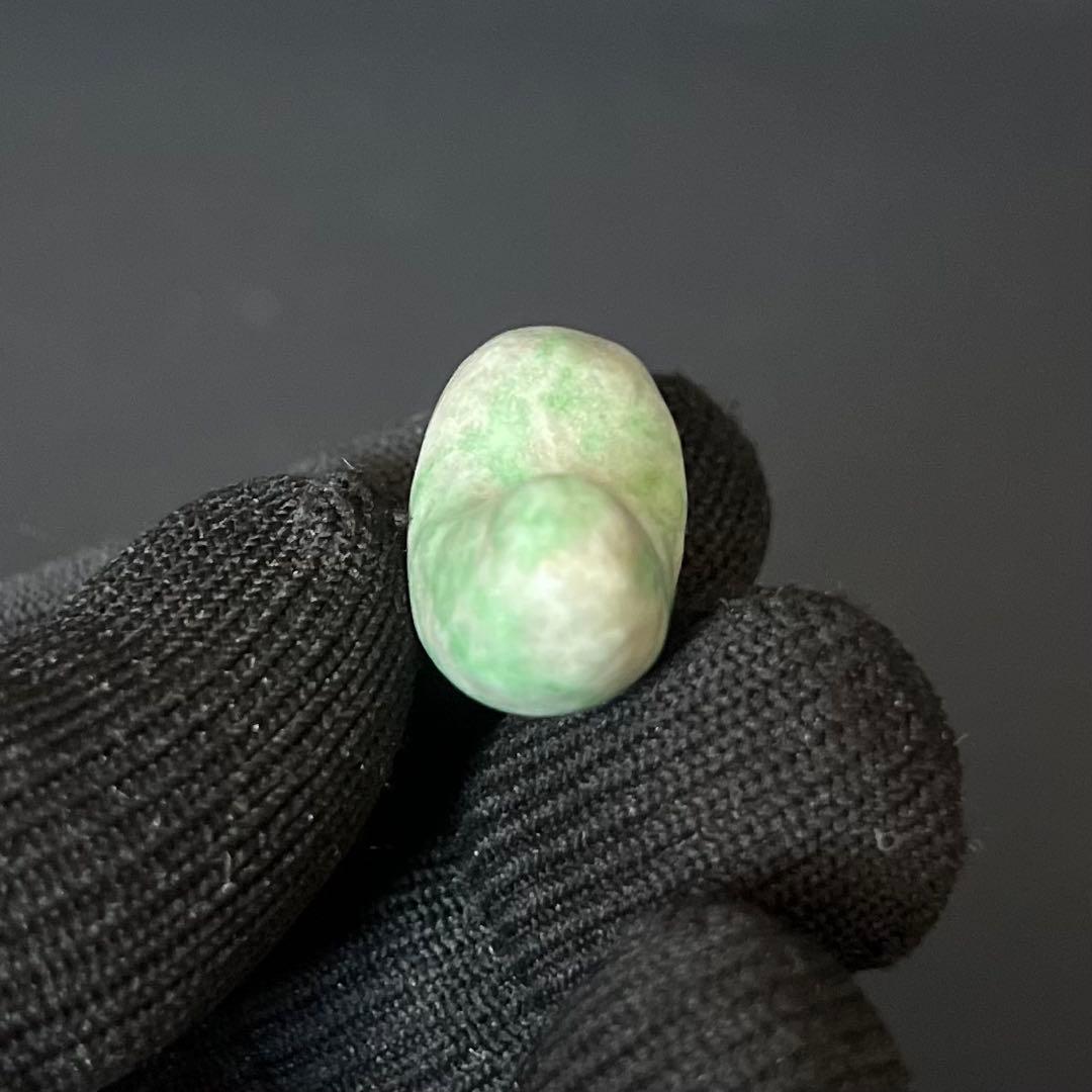 極上 縄文時代 本翡翠（硬玉） 勾玉 奈良県伝承出土 玉擦れ痕あり 古代装身具