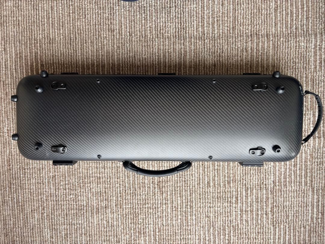 【送料込み】ライオンカーボン　バイオリンケース　ソリッド 　Slight1800